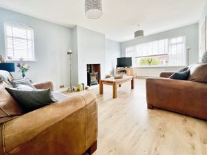 Living room- click for photo gallery